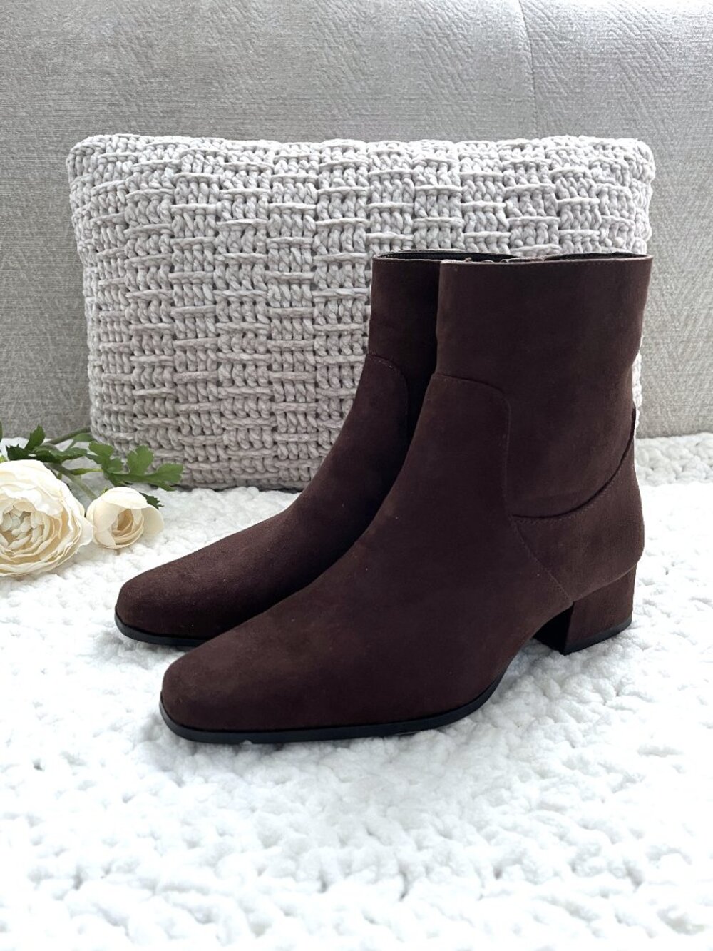 Universal Thread Coral Boots (Brown) 6